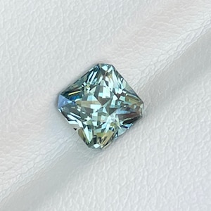 Teal Sapphire l 2.19 Ct l 6.6x 6.5x 4.9mm l Kussen l Onverwarmd l Madagascar l Natuurlijke Saffier l Sapphire Ring l Verlovingsring