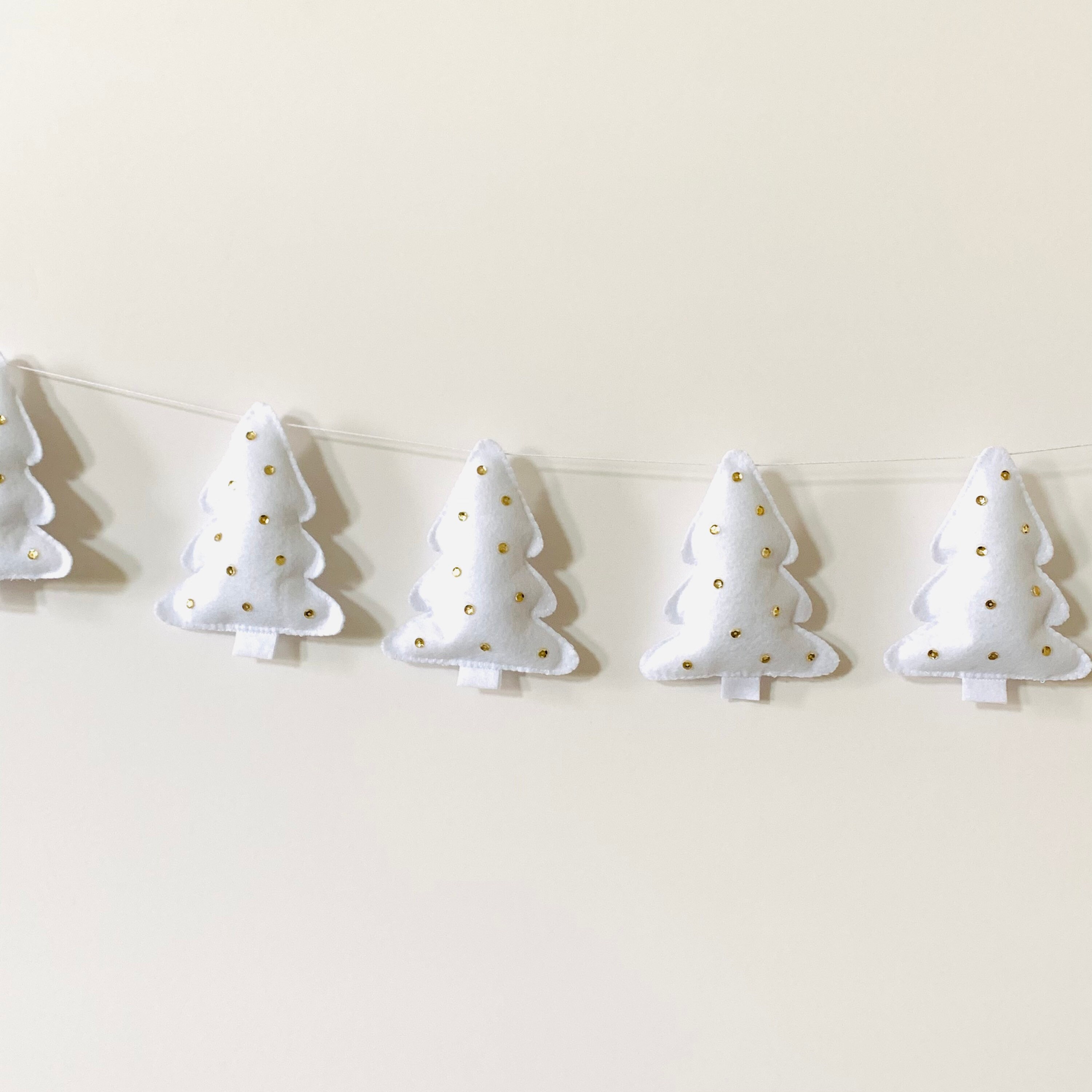 White Christmas Trees Garland, White Holiday Garland, Holiday Decor