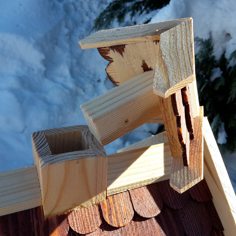 Vogelhaus XL Vogelhäuser Vogelfutterhaus Vogelhäuschen aus Holz Wetterschutz Putzklappe Braun Bild 4