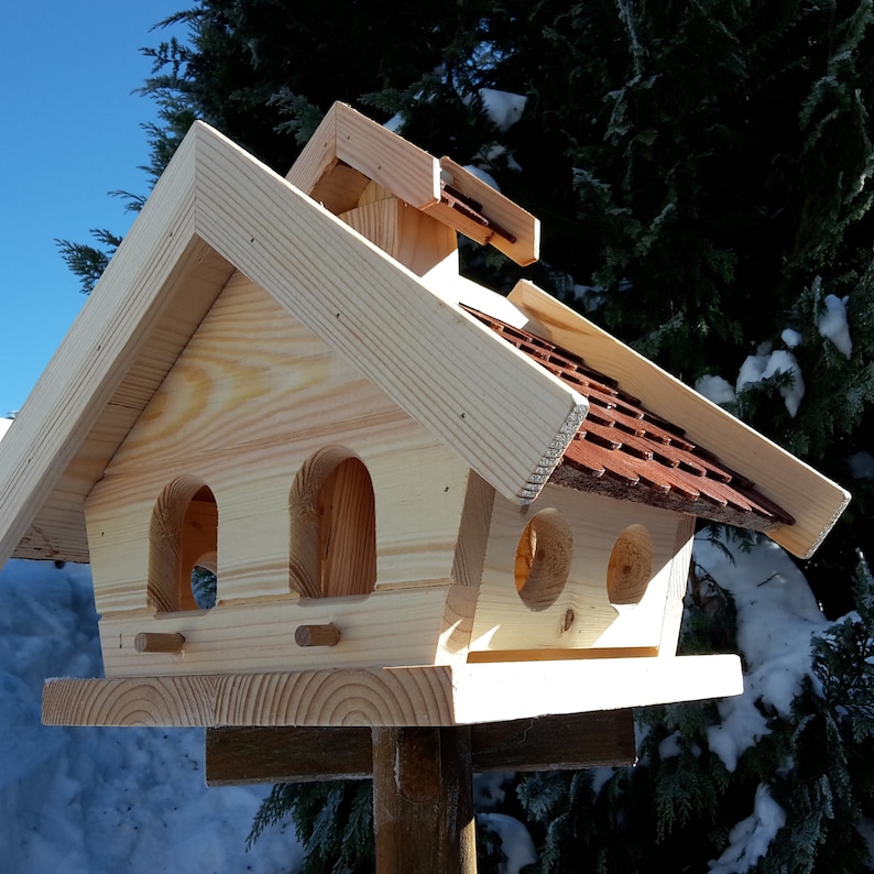 Vogelhaus XL Vogelhäuser Vogelfutterhaus Vogelhäuschen aus Holz Wetterschutz Putzklappe Braun Bild 3