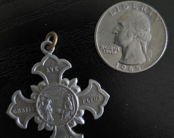 Médaille Saint vintage