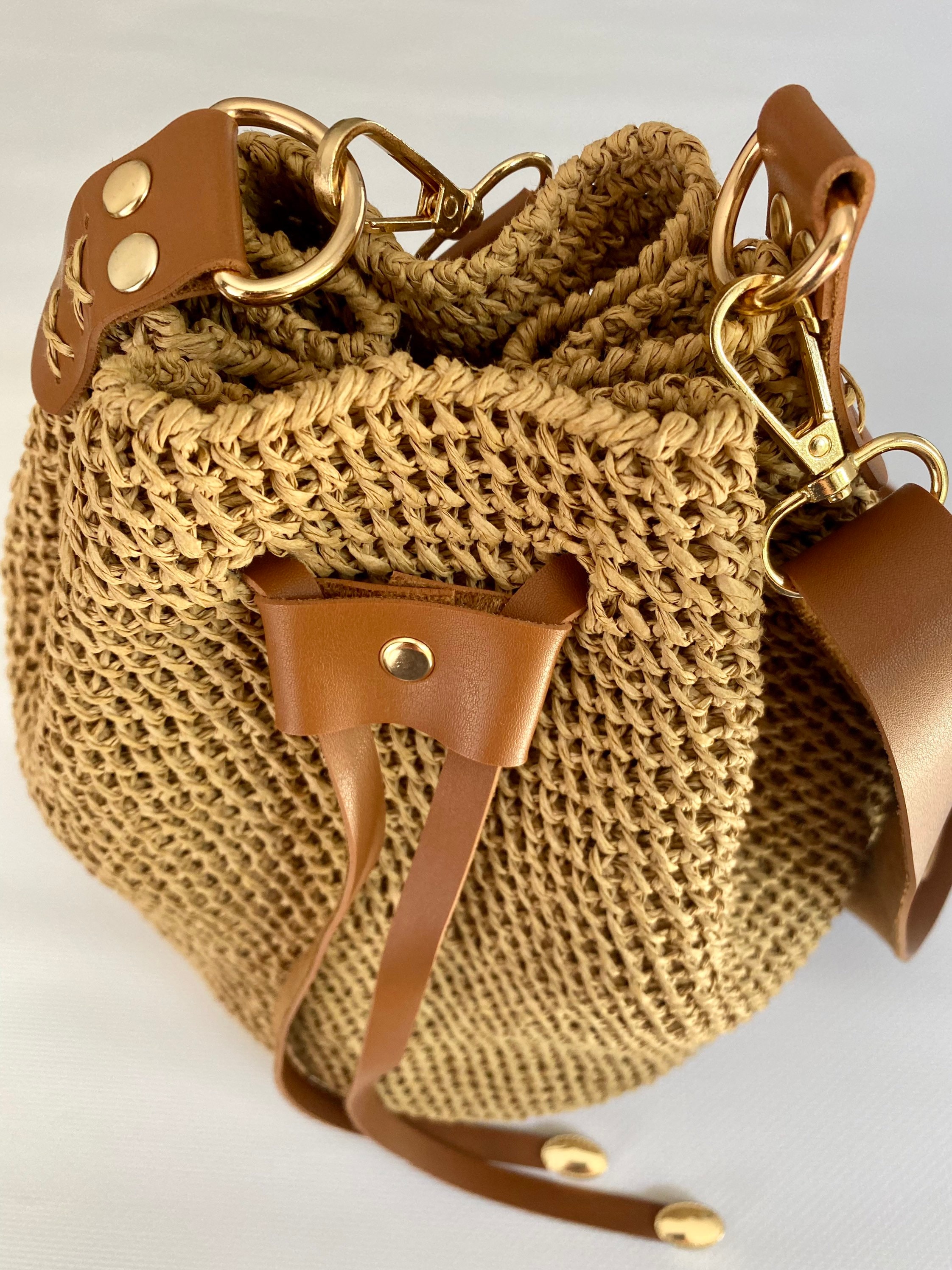 【追跡あり!】Sirenax Raffia Drawstring シェル バケットバッグ Raffia Drawstring Bag, Natural Bucket Raffia Bag, Shoulder