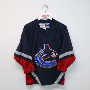 Vancouver Canucks Youth Small / Medium 3rd Jersey