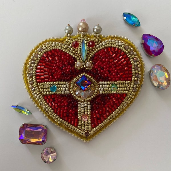 Handmade Sailor Moon brooch, Handmade item for cosplay, Brooch made of beads and crystals.