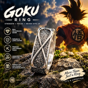 Könnte beinhalten: Ein silberner Ring mit einem texturierten, dunkelgrauen Mittelband und einem polierten silbernen Kreuzdesign im Unendlichkeitsstil. Der Ring wird mit Text angezeigt, darunter GOKU RING, STRENGTH, FOCUS, NEVER GIVE UP, REAL 925 STERLING SILVER und MORE THAN JUST A RING.