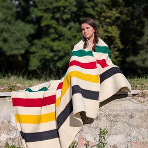 Winta Virgin Wool Blanket: Striped Winter Throw