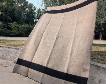 Tjock ullfilt: Modern minimalistisk filt