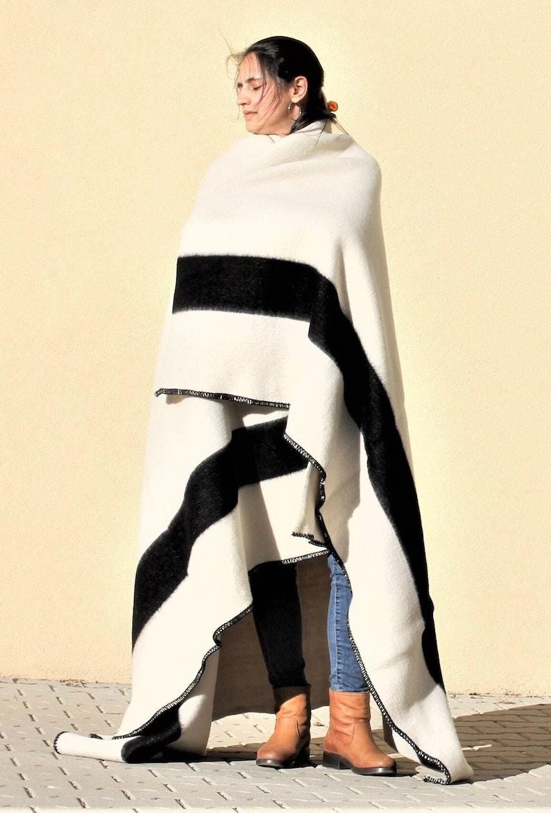 Manta de lana orgánica para acampar, manta minimalista de lujo, manta de cama de invierno imagen 1