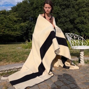 Manta de lana orgánica para acampar, manta minimalista de lujo, manta de cama de invierno imagen 12