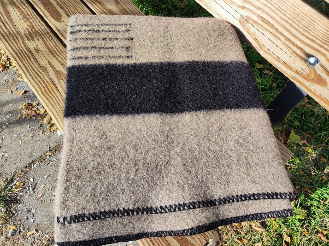 Hudsons Bay Blanket, Point Blanket, Replica, American Pioneer Thick