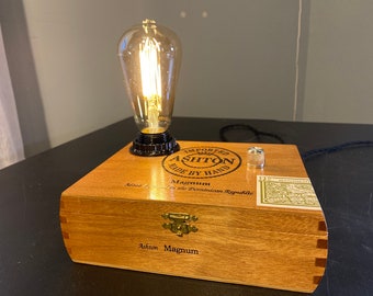 Cigar box desk lamp with dimmer switch, Ashton Magnum box in excellent condition. Edison style LED light. Dimmer has silver knob.