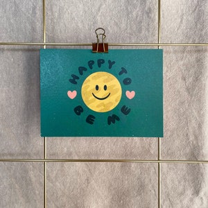 Ansichtkaart »Blij om mij te zijn« | A6 kunstprint op gerecycled papier | Leuke ansichtkaart, zelfliefde, bevestiging