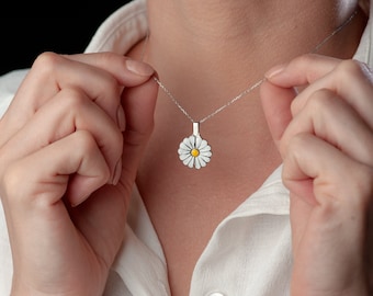 Sterling Silver Daisy Necklace Birthday Gifts for Her Necklace Personalized Sterling Silver Daisy Name Necklace  by TheClubSilver