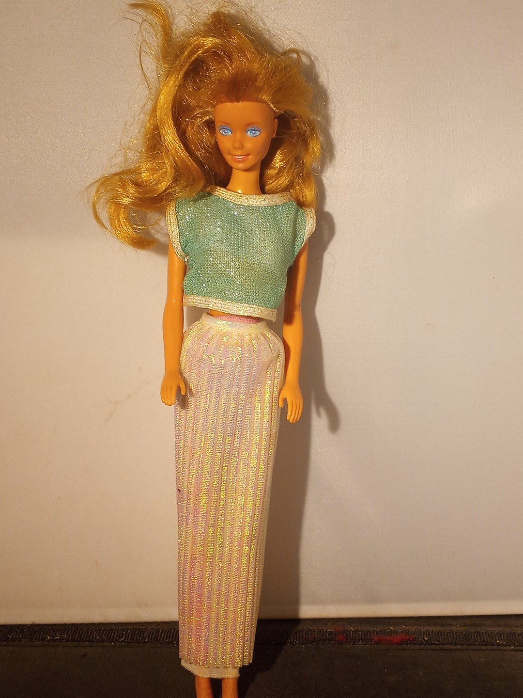 Vintage 1966 BARBIE Doll MATTEL Made in the Philippines Twist-n-turn Knees  Bend