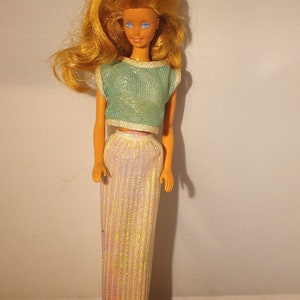 Barbies with bendable knees top
