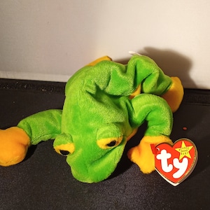 Vintage 1997 Ty Beanie Baby &quot;SMOOCHY  &quot;  with Tag ERRORS