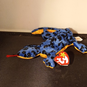 Vintage 1995 Ty Beanie Baby Lizzy the Lizard Rare Retired With Errors PVC Pellets