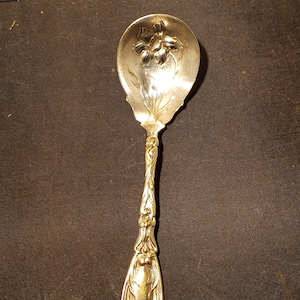 Vintage Ornate Oxford serving spoon 5.75&quot; long