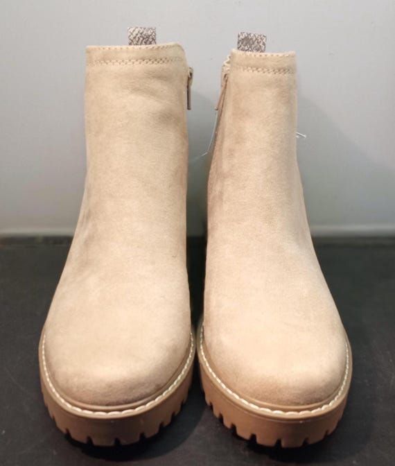 Universal Threads/ Nutralizer, "The Darry Bootie"… - image 3