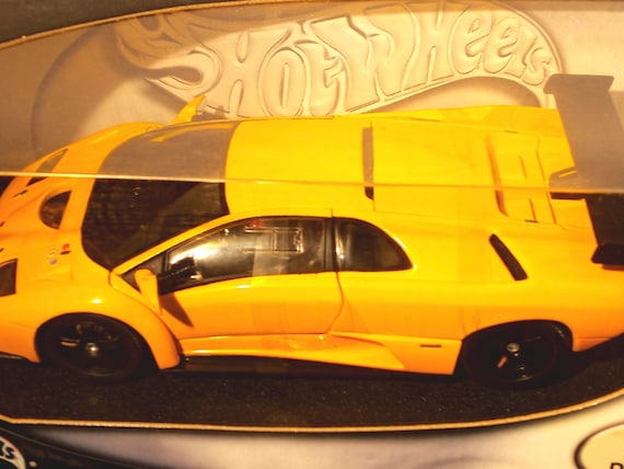 Vintage 2002 Hot Wheels Lamborghini Diablo GTR 1:18 Diecast NIB