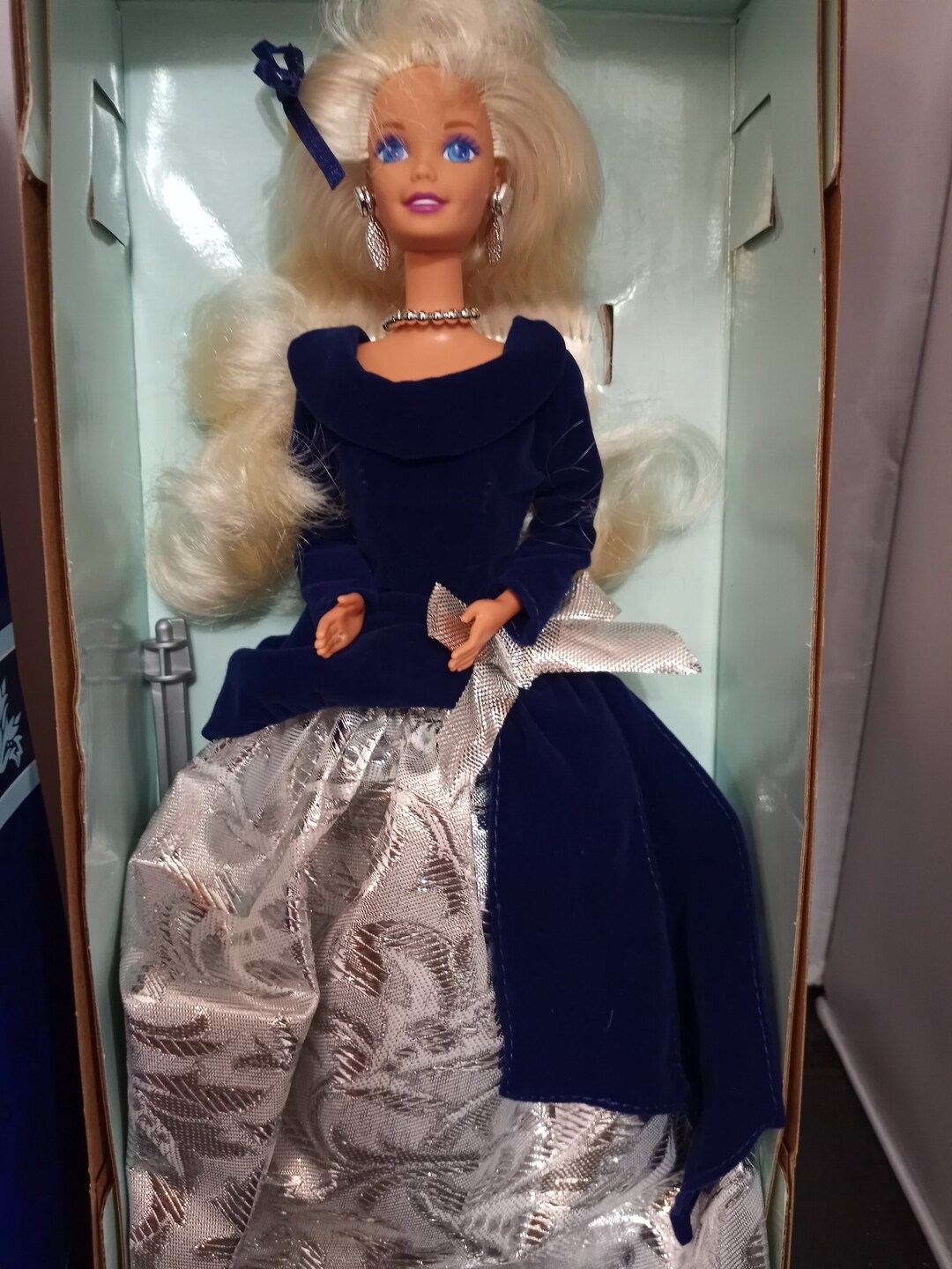 Barbie Winter Rhapsody Blonde – NRFB (Never Removed From Box) – Mattel, Collection