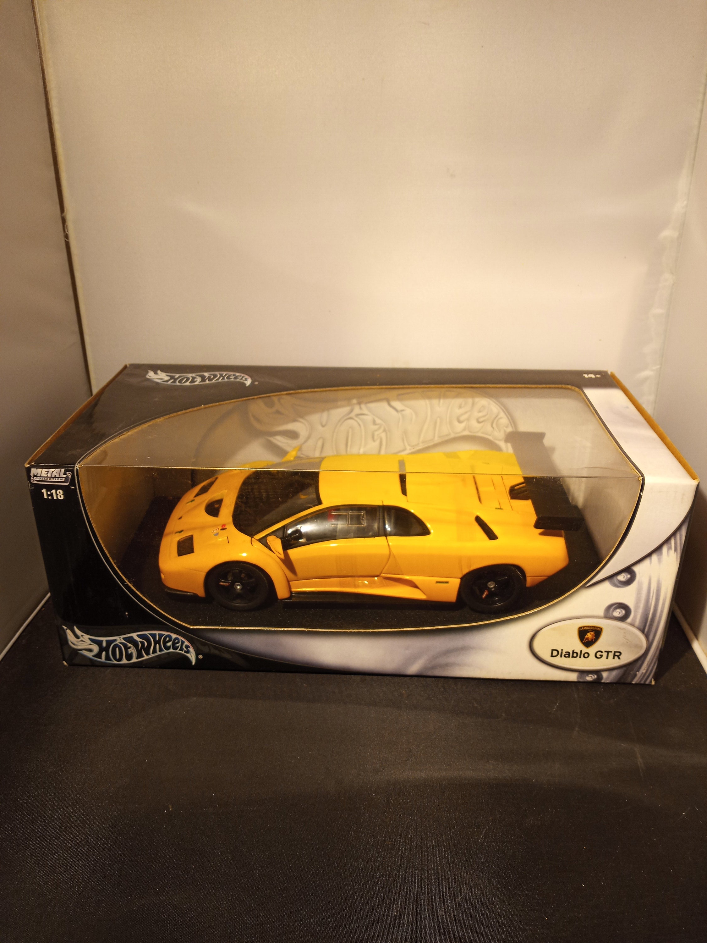 Vintage 2002 Hot Wheels Lamborghini Diablo GTR 1:18 Diecast NIB