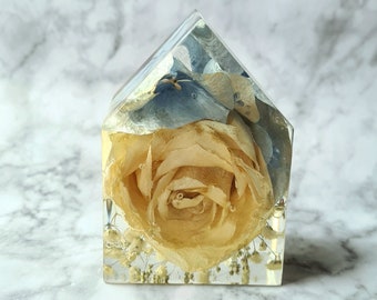 Deine Blumen konserviert für die Ewigkeit. Bouquet/ Brautstrauß in Resin. Trockenblumen in Epoxidharz Andenken, Erinnerungsstück, Hausform