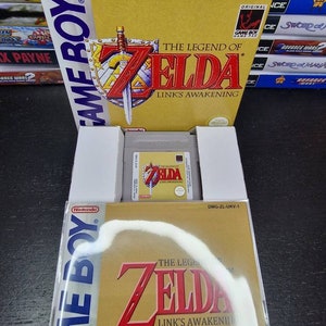 Nintendo The Legend of Zelda: Links Awakening Bundle with Paper