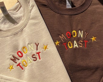 Moony Toast Embroidered Sweatshirt