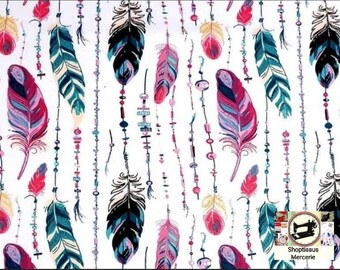 100% Cotton fabric printed Feathers by 50 cm Width 160cm (width) Oeko-tex certified