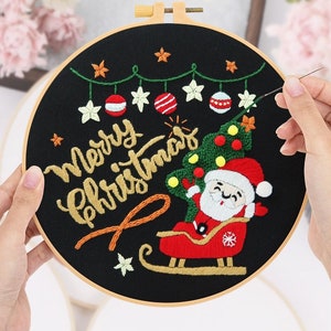 Kit de Broderie complet spécial Noël DIY Broderie fil, Patron et Instructions pour Débutants, Père Noël idée déco cadeau.livraison offerte image 1