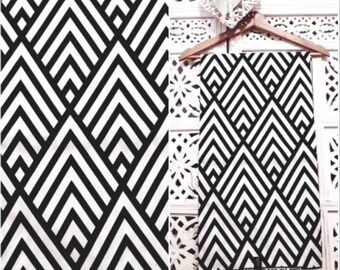 Fabric wax, chevron pattern, black and white, from 50cm / 116cm wide. Ankara Fabrics.