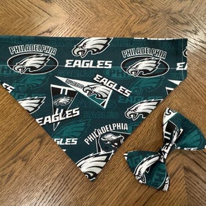 Philadelphia Eagles Sports Team Apparel for Pet, Eagles Pet Apparel,  Eagles Pet bow ties,  Philadelphia Eagles Pet Bandanas