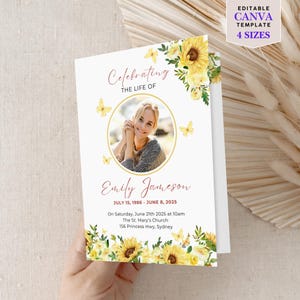Peut inclure: Une carte commémorative avec une photo d'une femme, entourée d'un cercle doré et de papillons. La carte présente des accents floraux, le texte "Celebrating the Life of Emily Jameson" et des dates. Le coin supérieur droit affiche "EDITABLE CANVA TEMPLATE 4 SIZES."