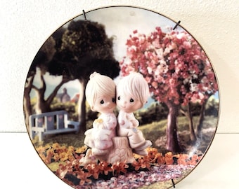 The Hamilton Collection 1993 Precious Moments Love One Another Collector Plate