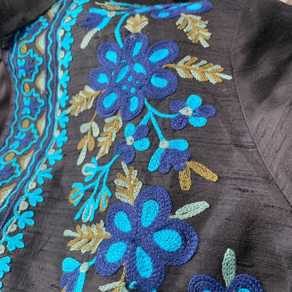 VTG Norm Thompson 100% Silk Jacket Embroidered Op… - image 7