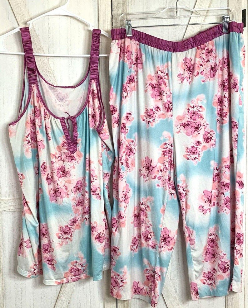 Avon Intimates 2-pc Silky Satiny Pajama Set 1X Pink White Floral VTG ...