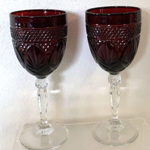 Cristal D&#39;Arques-Durand Antique Ruby Crystal Water Goblets Set of 2 Red/Clear MC