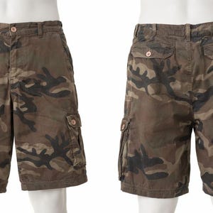 Vintage Woodland Camo Button-Fly Cargo Shorts 40" Waist 100% Cotton 90s