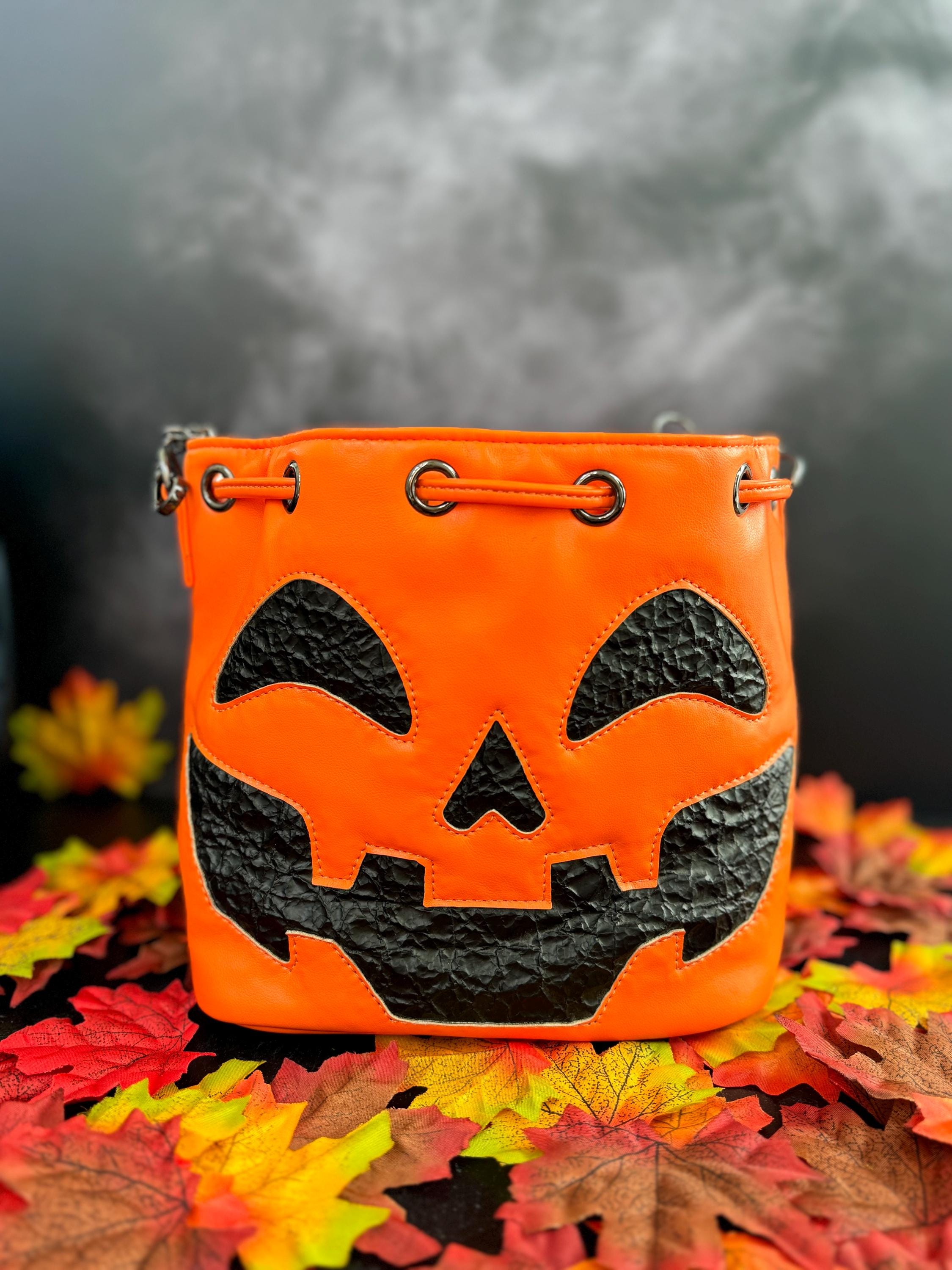 【INCHANT ME】Garden Wrap Pumpkin Mini One Piece Fresh Grown Mini Pumpkins Bag - Each, Mini - Kroger