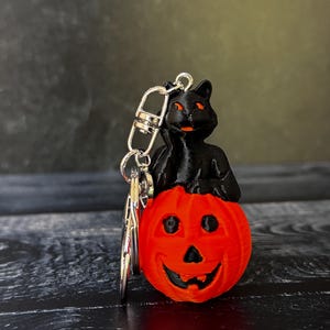 Vintage-Inspired Black Cat on Jack-O’-Lantern Keychain image 1