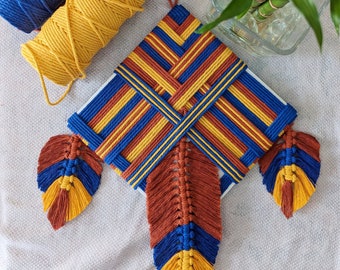 Handmade Macrame Wall Hanging: Bohemian Fiber Art Decor