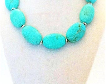 Collar con cicatriz: Cubierta de cuello ajustable con gema de howlita turquesa