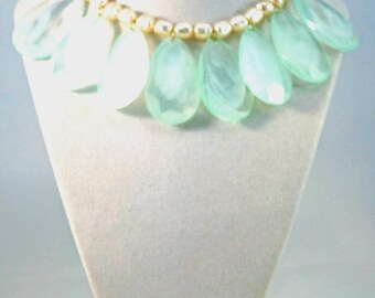Joyería distintiva para cicatrices. Collar ajustable hecho a mano para cubrir cicatrices en el cuello.