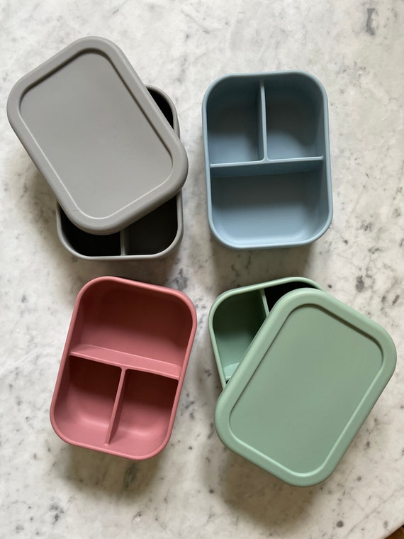 Versatyle Set of 2 Platinum Silicone Bento Box with 3 Compartments Lea