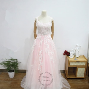 Rosa Ballkleid, Florales Abendkleid, Abendkleid mit Boothals, Abschlussballkleid, Abendkleid mit Bootausschnitt, Criss Cross Back