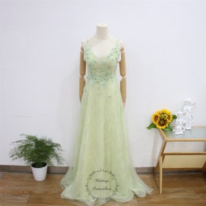 Fairy Light Green Prom Dress, 3D Flower Party Dress, Deep V Evening Dress with Spaghetti Straps, Sleeveless Graduation Gown,Lace Bridal Gown