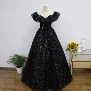 Black gown for graduation ball sales
