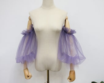 Manches en tulle violet dégradé, Manches amovibles aux épaules dénudées, Manches mariage à volants élégants, Manches violet féerique, Manches élastiques amovibles