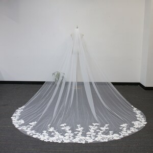Vintage Flower Wedding Veil, Floral Lace Cathedral Veil, Lace Veil, Floral Chapel Veil, Lace Outdoor Wedding Veil, One Tier Veil with Comb